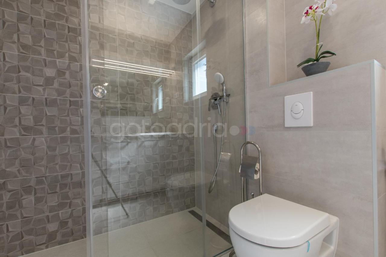 Luxury Sea View Apt Padi Via Mare Makarska Exterior photo
